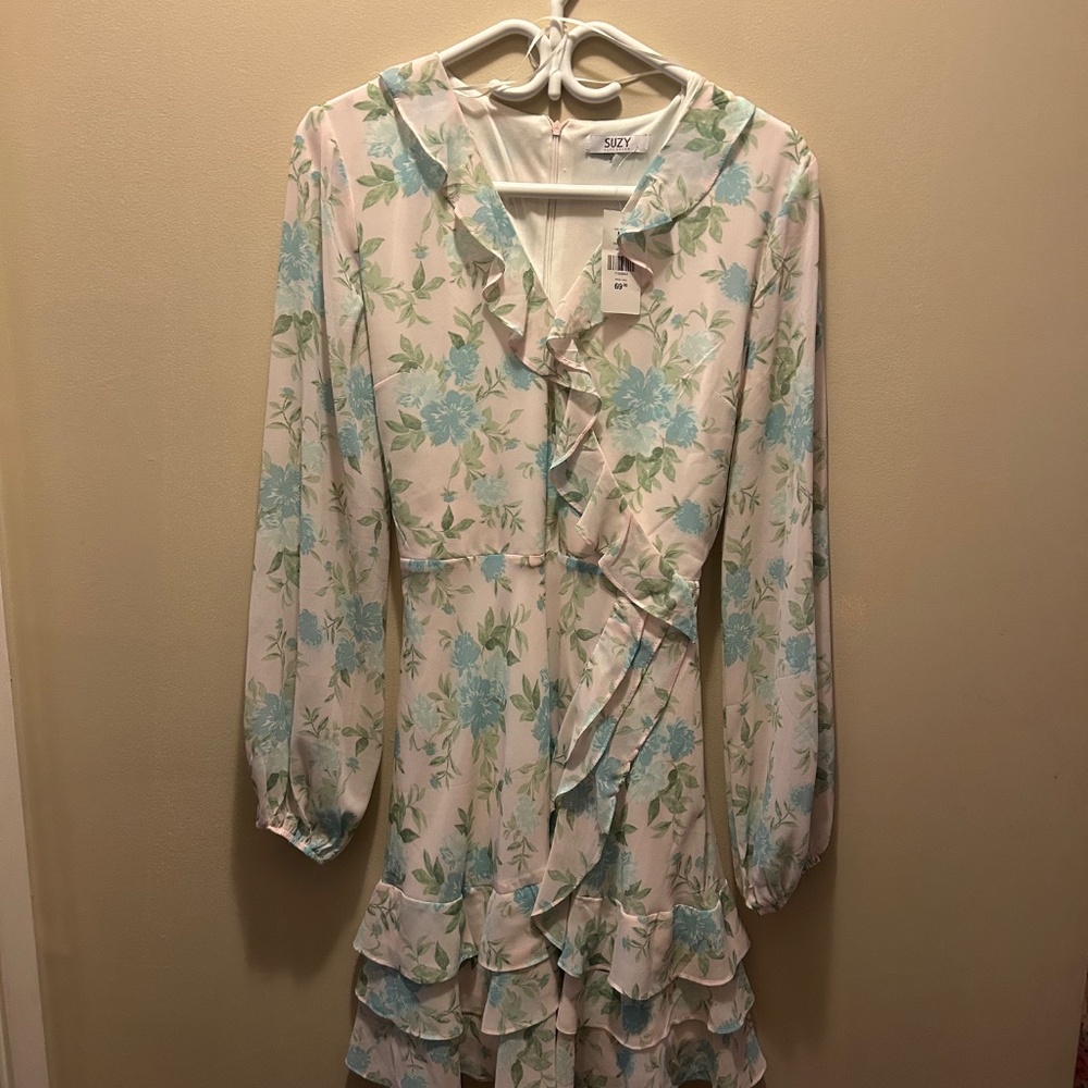 dress - Picture 3 of 3